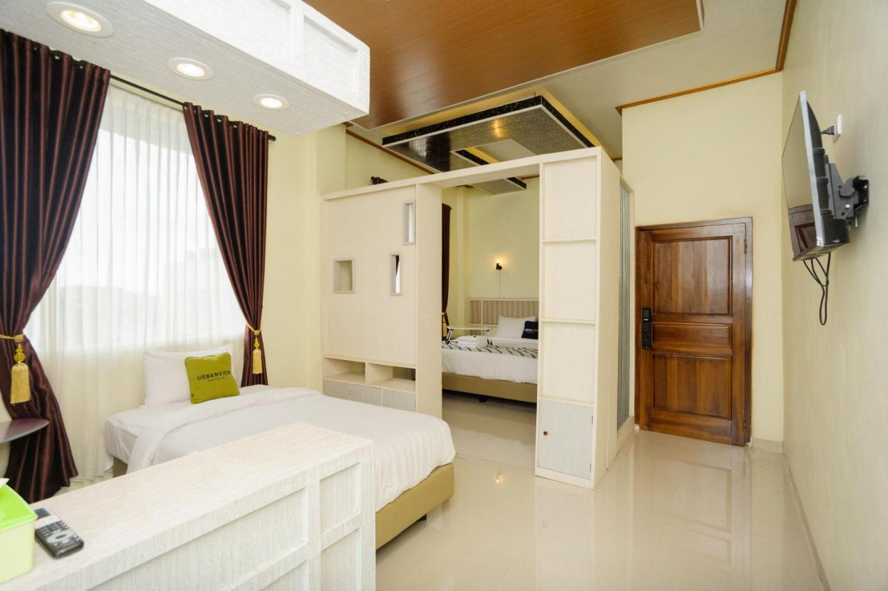 Urbanview Hotel Jib Bandar Lampung By Reddoorz Exteriör bild