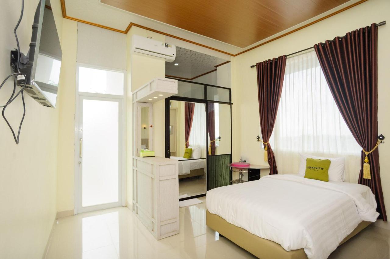 Urbanview Hotel Jib Bandar Lampung By Reddoorz Exteriör bild